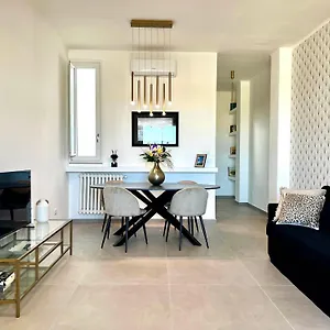 Via Dante Luxury , Bari Italie