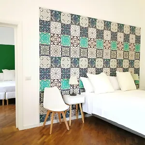 Carulli 69 - Flexible Check-in , Bari Italie